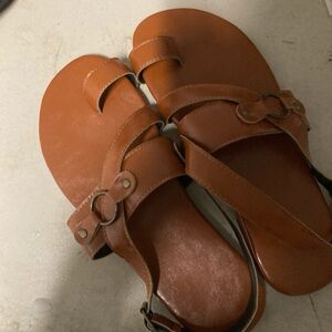 men’s tan leather sandals with adjustable buckles and ankle strap #sandals
